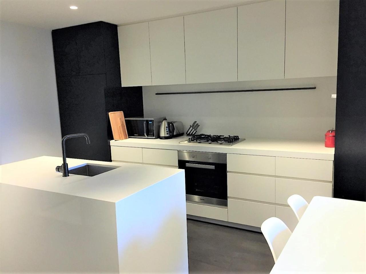 Readyset Opera Melbourne Apartment Exterior photo